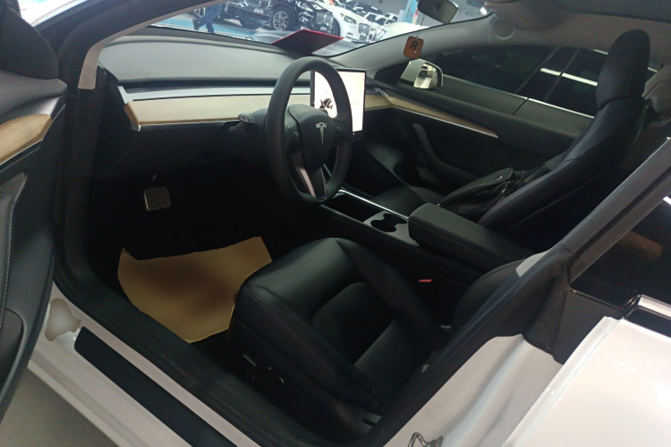 特斯拉 Model 3 2021款 标准续航后驱升级版中控内饰7003