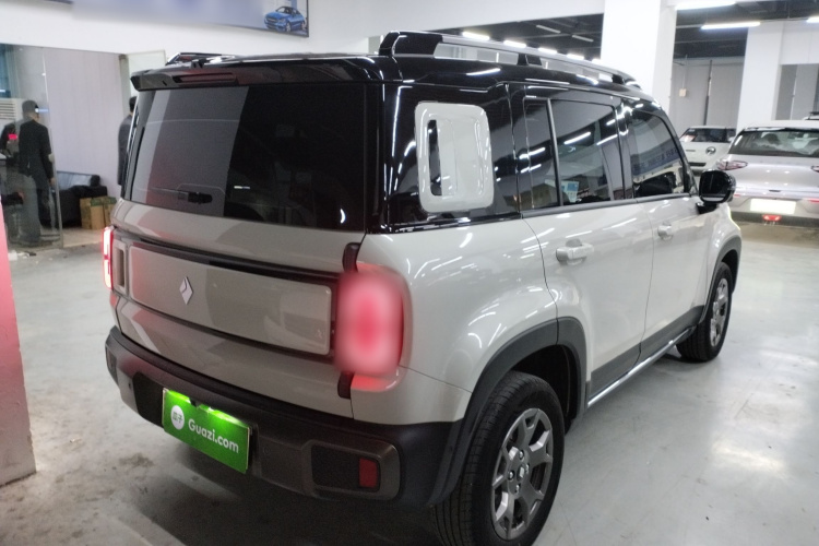 宝骏悦也Plus 2025款 智尊版 5座车身外观7