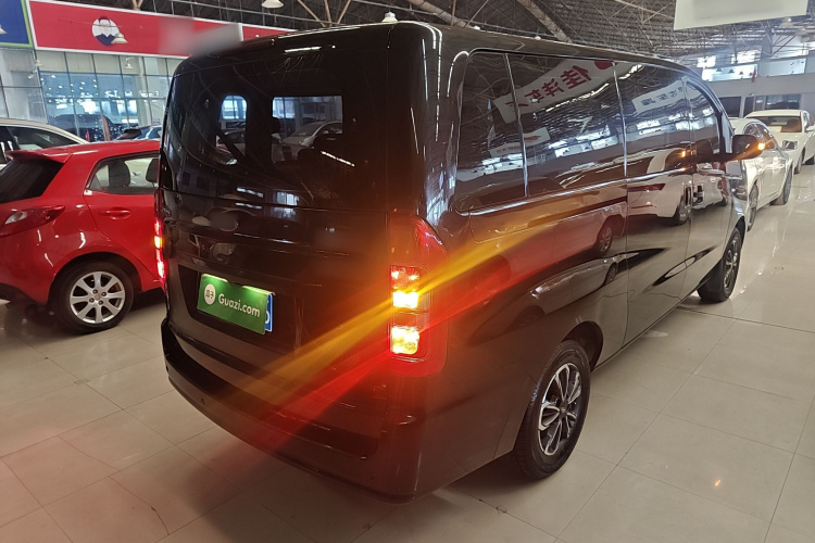 江淮瑞风 瑞风M3 2019款 PLUS 宜家版 1.8L 豪华型车身外观7