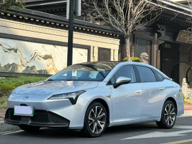 埃安 AION S Plus 2022款 70 智领版