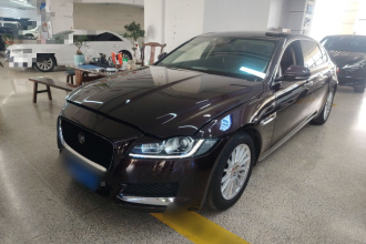 捷豹XFL 2017款 XFL 2.0T 200PS 豪华版