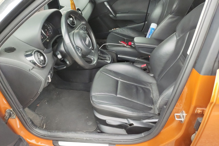 奥迪A1 2014款 30 TFSI Sportback舒适型局部细节19