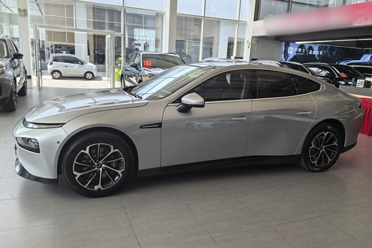 小鹏P7 2020款 586N车身外观6002