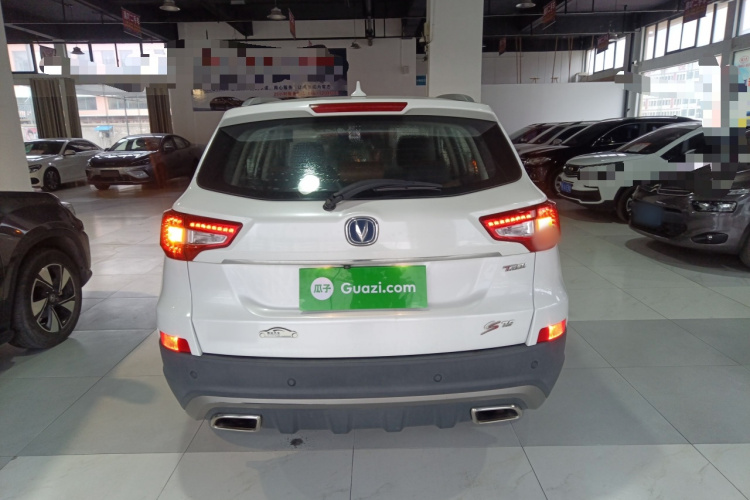 长安CS75 2017款 尚酷版 1.5T 自动锋享型车身外观6