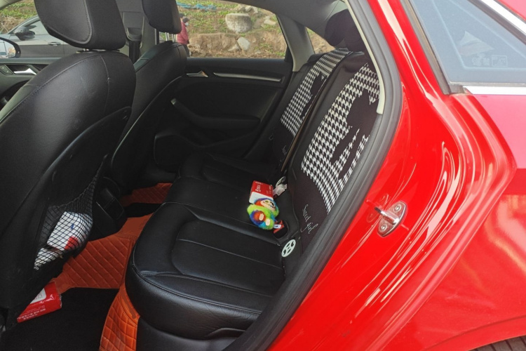 奥迪A3 2016款 Limousine 35 TFSI 领英型中控内饰21