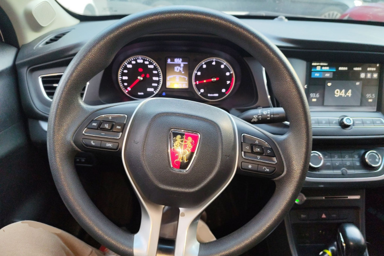 荣威360 2018款 PLUS 1.5L 自动尊享版中控内饰13