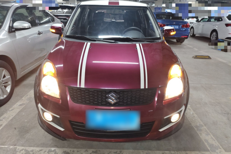 铃木 雨燕 2013款 1.5L 自动20周年限量版车身外观2