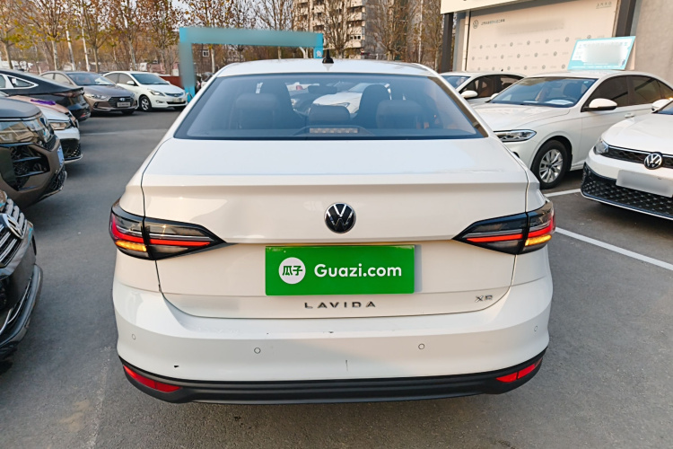 大众 朗逸 2023款 新锐 1.5L 自动新逸版车身外观6