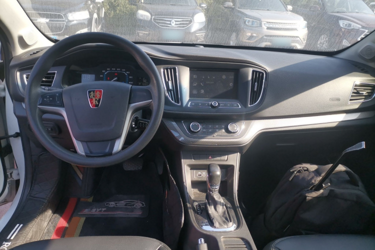 荣威360 2015款 1.5L 自动豪华版中控内饰7002