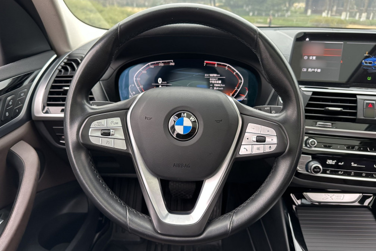 宝马X3 2020款  xDrive25i 豪华套装中控内饰7012
