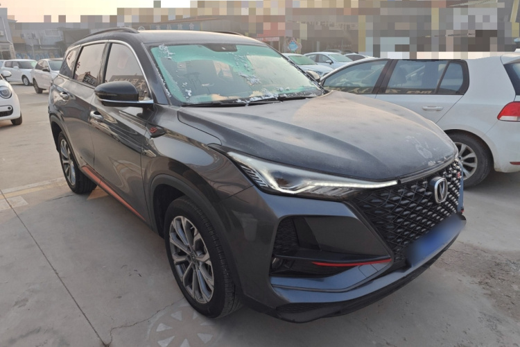 长安CS75 PLUS 2021款 2.0T 自动领航型车身外观3