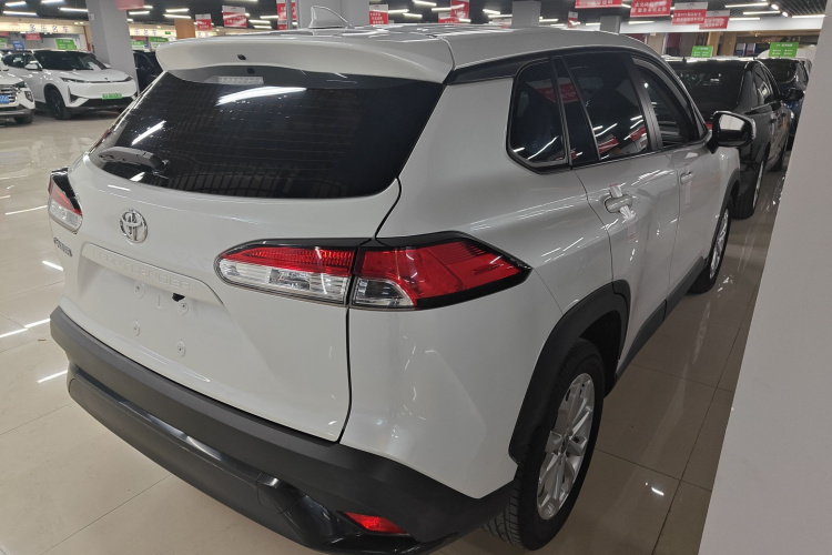 丰田 锋兰达 2023款 2.0L CVT精英版车身外观6005