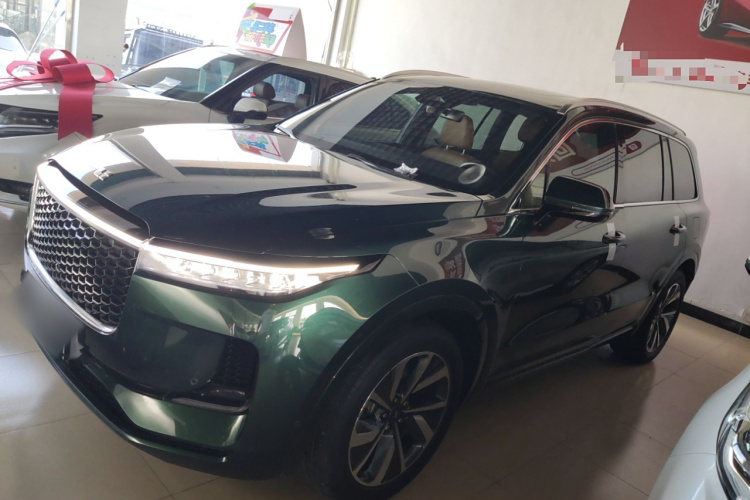 理想汽车 理想ONE 2021款 增程6座版车身外观4