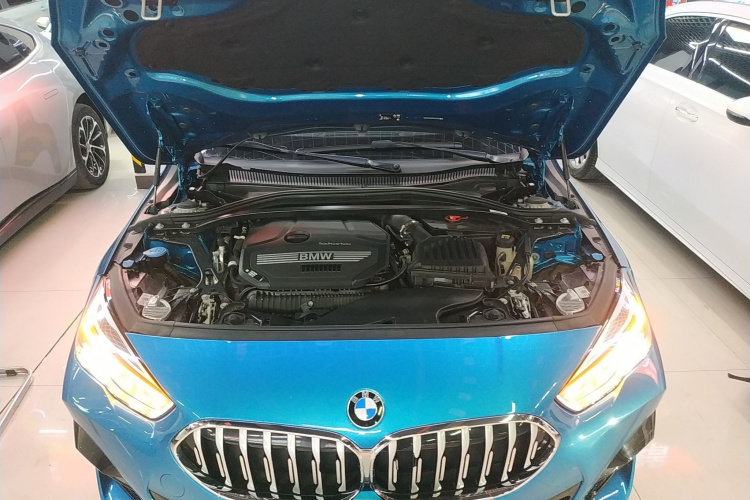 宝马2系(进口) 2021款 225i 四门轿跑车 M运动套装机舱底盘24