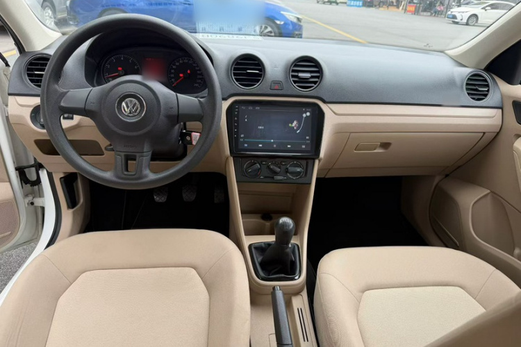 大众 捷达 2015款 质惠版 1.6L 手动时尚型中控内饰7005