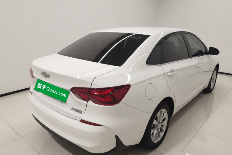 雪佛兰 科鲁泽 2023款 1.5L 双离合悦享版车身外观7