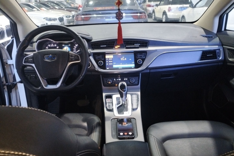 吉利汽车 帝豪GS 2016款 优雅版 1.3T 自动领尚型中控内饰7002