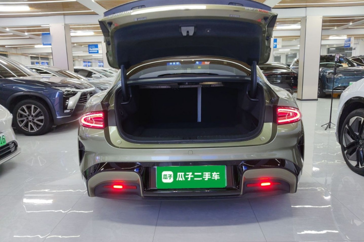 小米汽车 小米SU7 2024款 四驱Max创始版机舱底盘23