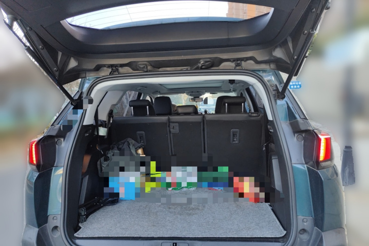 标致5008 2017款 350THP 7座无界版中控内饰23