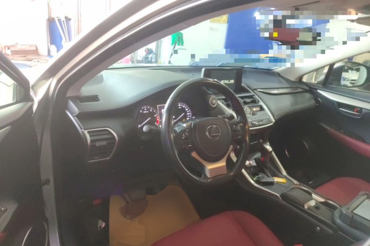 雷克萨斯NX 2020款 200 前驱 锋逸版 国VI中控内饰12