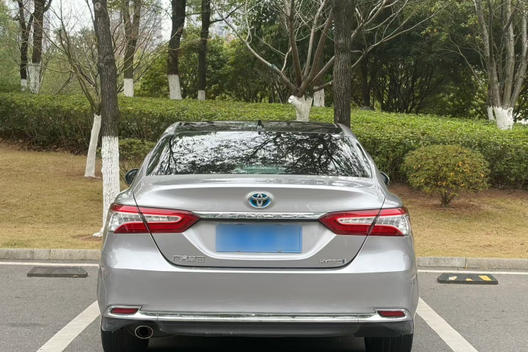 丰田 凯美瑞 2023款 双擎 2.5HG 豪华版车身外观6009