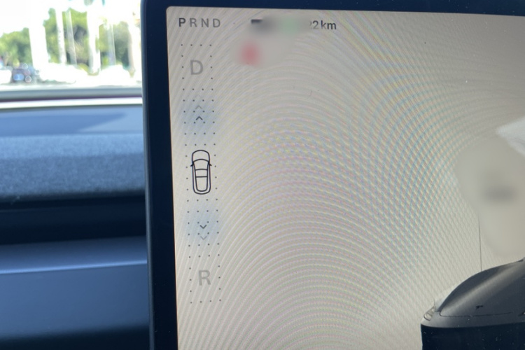 特斯拉 Model 3 2023款 长续航全轮驱动版中控内饰7008