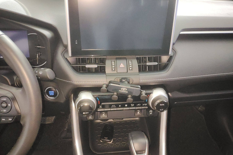 丰田 RAV4荣放 2022款 2.0L CVT两驱风尚Plus版局部细节9002