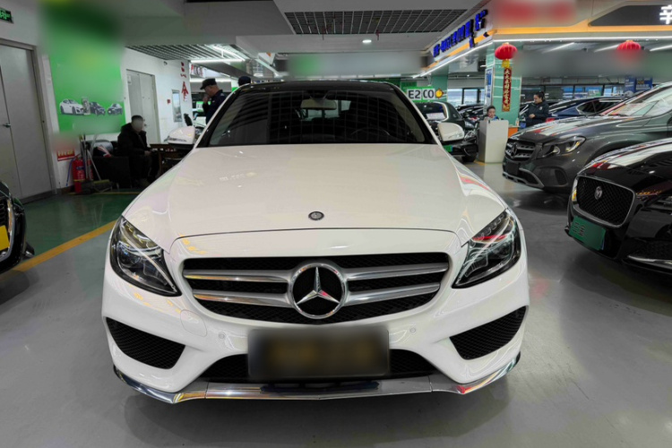 奔驰C级 2015款 改款 C 200 L 运动型车身外观6001