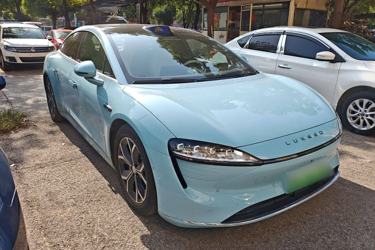 鸿蒙智行 智界S7 2024款 Max+ 后驱超航智驾版车身外观3