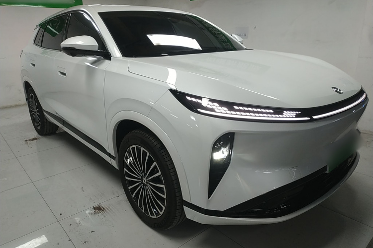 东风风神L8 2025款 112KM理想版车身外观3