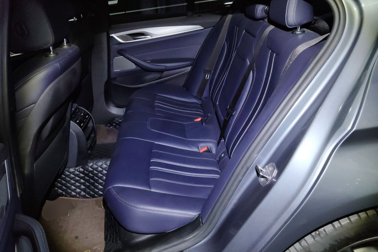 宝马5系(进口) 2020款 525i M运动套装中控内饰21