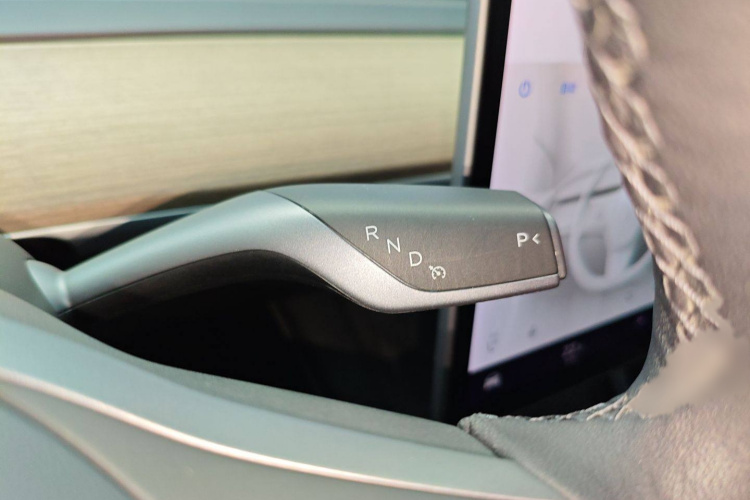 特斯拉 Model Y 2021款 长续航全轮驱动版 3D7局部细节18