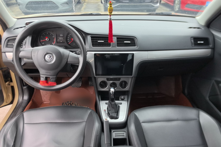 大众 朗逸 2013款 改款经典 1.6L 自动风尚版中控内饰12