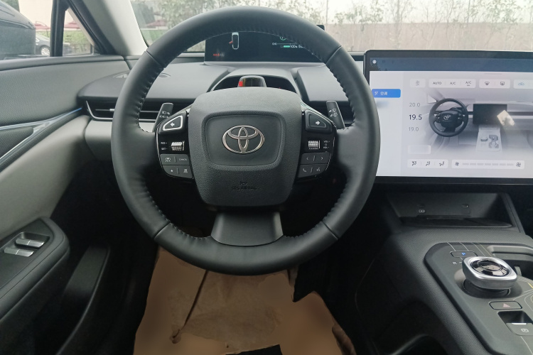 丰田bZ5 2025款 550 PRO智行版局部细节13