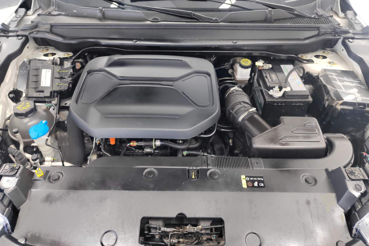 哈弗赤兔 2023款 1.5T 卓越型机舱底盘24