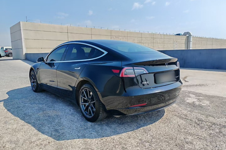 特斯拉 Model 3 2020款 标准续航后驱升级版车身外观6003