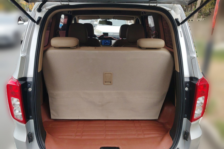 五菱汽车 五菱宏光 2018款 1.5L S舒适型L2B局部细节23