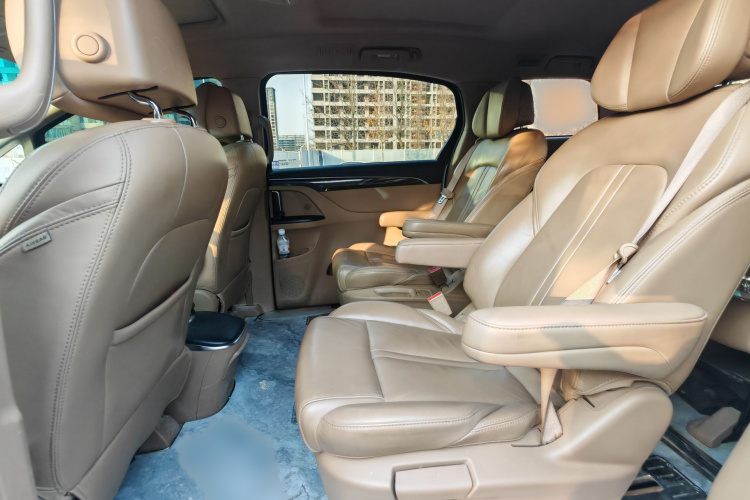 别克GL8 2017款 ES 28T 尊享型 国V中控内饰7003