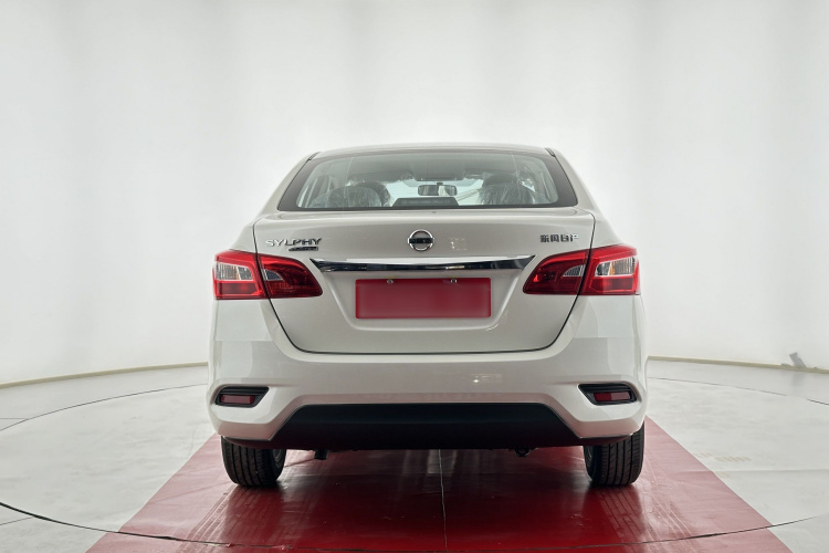 日产 轩逸 2024款 经典 1.6XE CVT舒适版车身外观6004