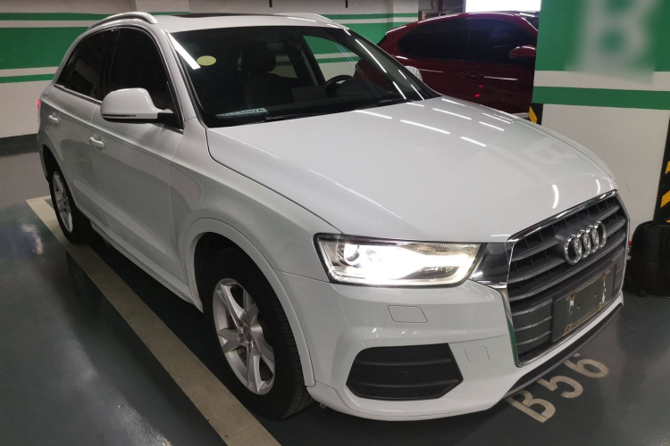 奥迪Q3 2017款 30 TFSI 时尚型车身外观3