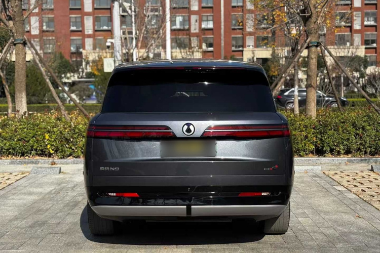 腾势N9 2025款 旗舰型车身外观6005