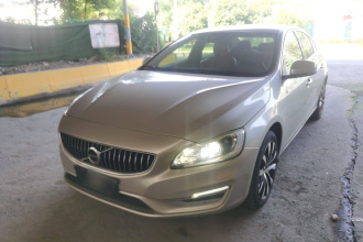 沃尔沃S60 2019款 S60L T3 智进版