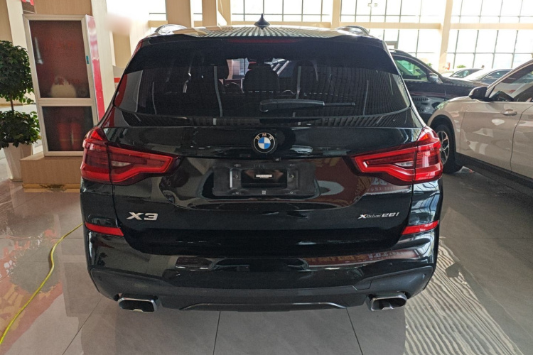宝马X3 2020款  xDrive28i M运动套装车身外观6008