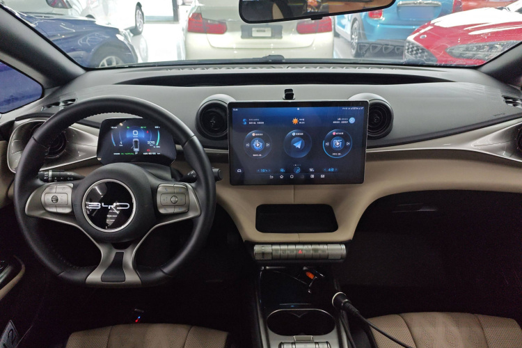 比亚迪 海豚 2023款 420km 时尚版中控内饰12