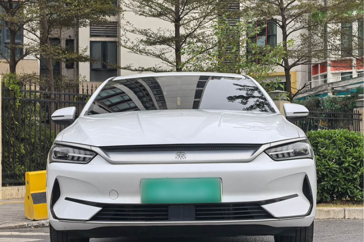 比亚迪 秦PLUS 2021款 EV 400KM 豪华型车身外观6003
