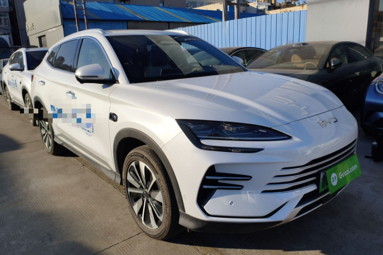 比亚迪 宋PLUS新能源 2025款 DM-i 智驾版 112KM 尊荣型车身外观6002