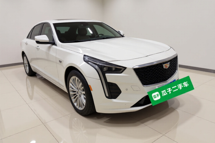 凯迪拉克CT6 2019款 28T 豪华型车身外观3