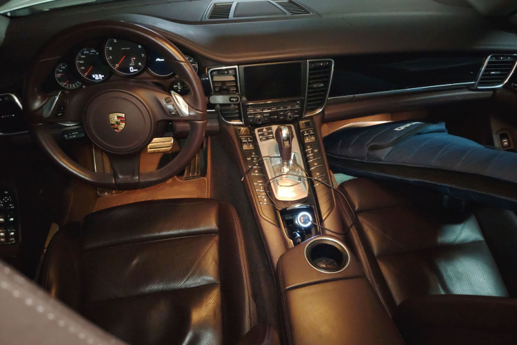 保时捷 2014款 Panamera 4 3.0T中控内饰12