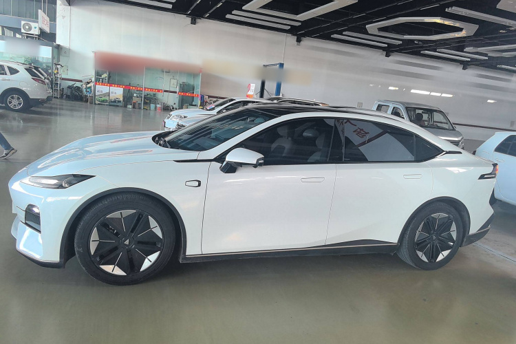 深蓝汽车 深蓝SL03 2022款 515纯电版车身外观6005