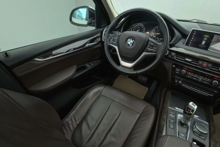 宝马X5(进口) 2018款 xDrive28i中控内饰7004